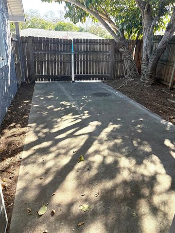 1060 41ST STREET N, St Petersburg, FL 33713