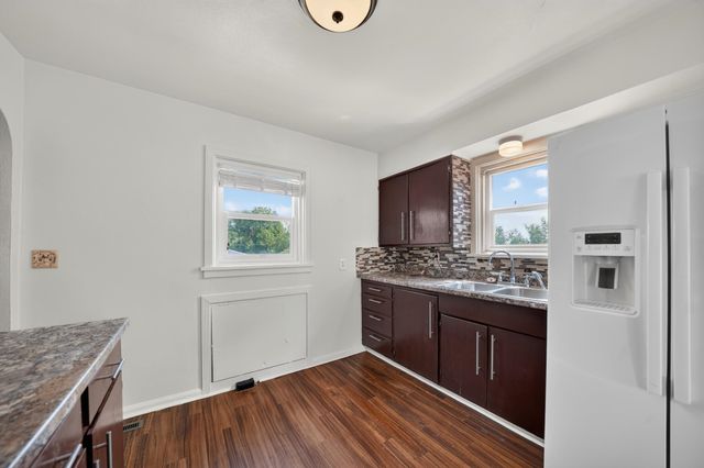 2921 E Hoffman Ave, Spokane, WA 99207