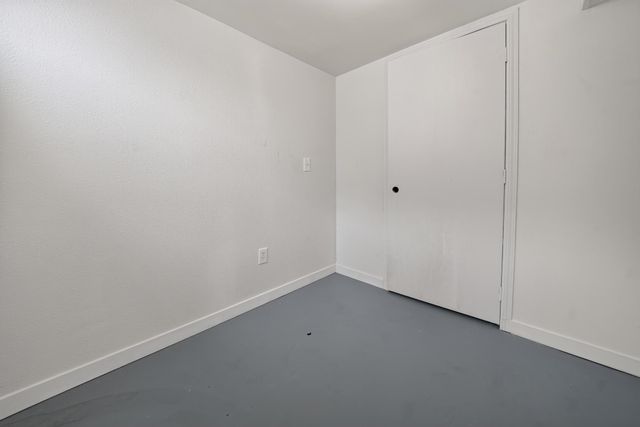 2921 E Hoffman Ave, Spokane, WA 99207