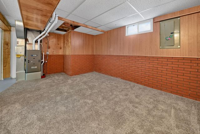 2921 E Hoffman Ave, Spokane, WA 99207