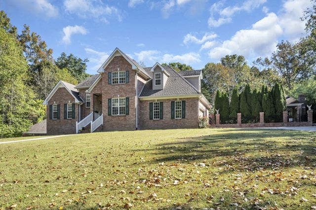 1194 Spann Rd, Charlotte, TN 37036