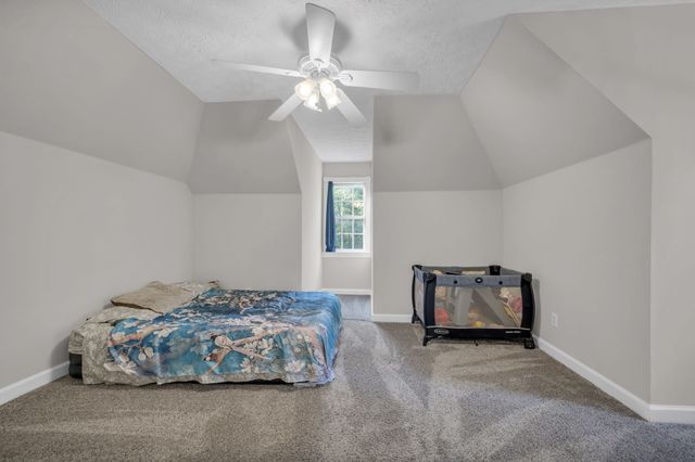 1194 Spann Rd, Charlotte, TN 37036