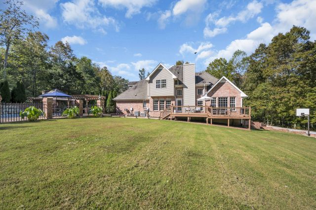 1194 Spann Rd, Charlotte, TN 37036