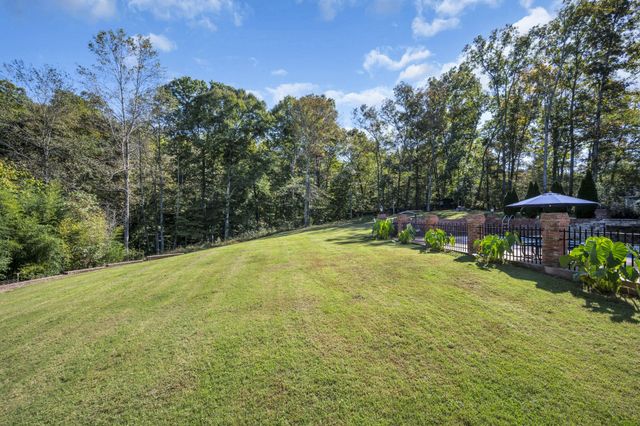 1194 Spann Rd, Charlotte, TN 37036