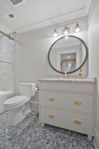 2403 Belmont Blvd, Nashville, TN 37212