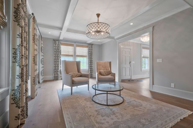 2403 Belmont Blvd, Nashville, TN 37212