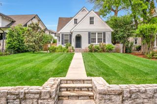 2403 Belmont Blvd, Nashville, TN 37212