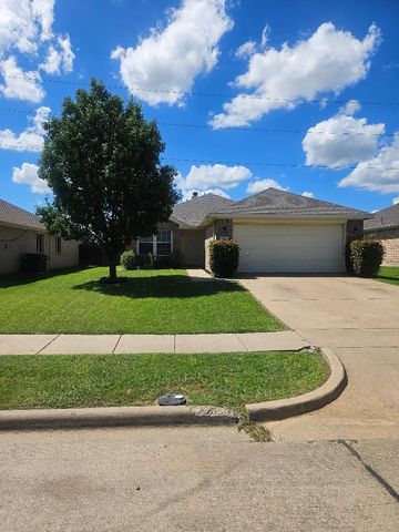 704 Linden Avenue, Wylie, TX 75098