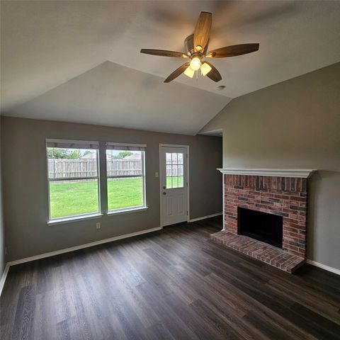 704 Linden Avenue, Wylie, TX 75098