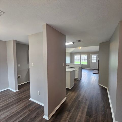 704 Linden Avenue, Wylie, TX 75098