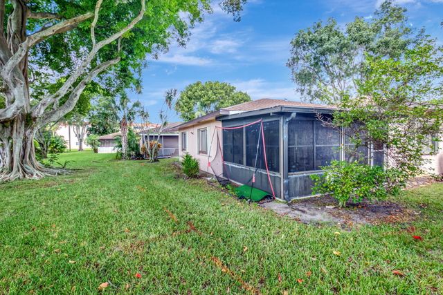 14712 Bonaire Boulevard, Delray Beach, FL 33446