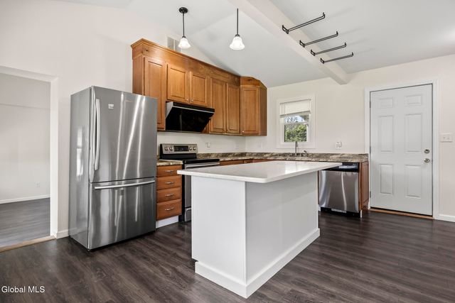 187 New York 9J, Stockport, NY 12534