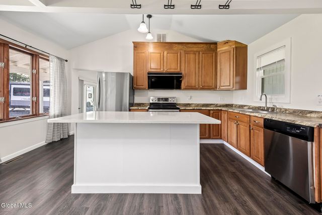 187 New York 9J, Stockport, NY 12534