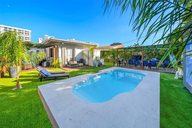 8918 Harding Ave, Surfside, FL 33154