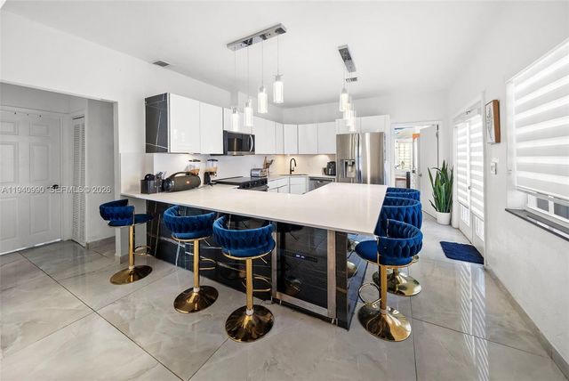 8918 Harding Ave, Surfside, FL 33154