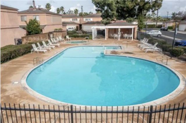 1127 N Dresden Street North 13, Anaheim, CA 92801