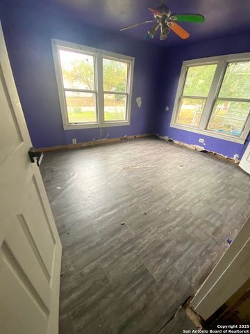 1370 mill, New Braunfels, TX 78130