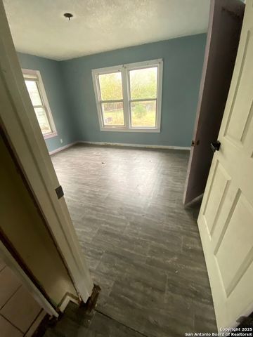 1370 mill, New Braunfels, TX 78130