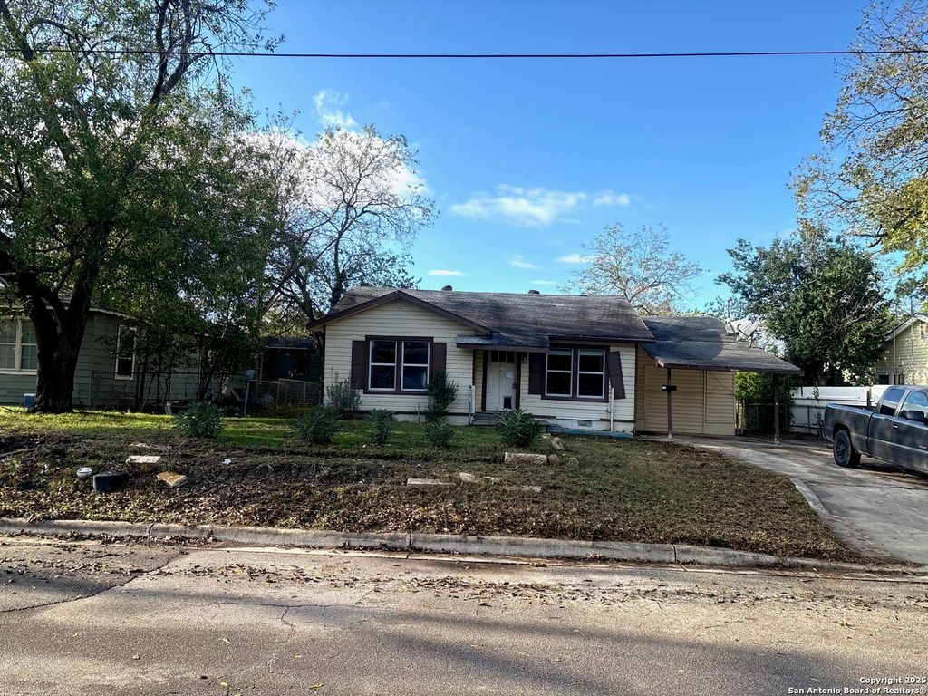 1370 mill, New Braunfels, TX 78130