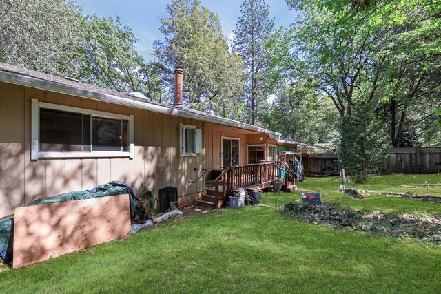 19688 Murphy Rd, Pine Grove, CA 95665