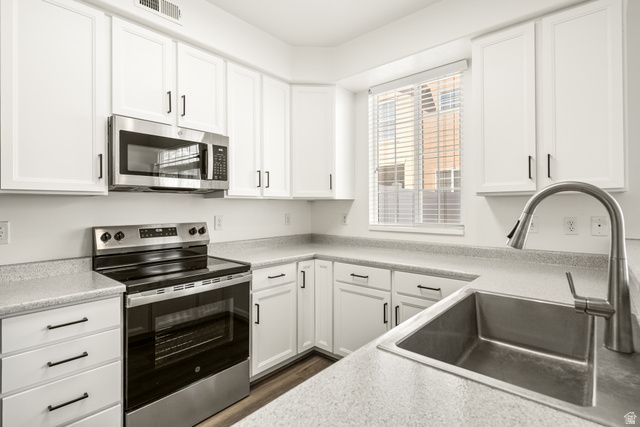 486 N KENT DR, North Salt Lake, UT 84054