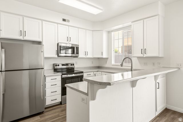 486 N KENT DR, North Salt Lake, UT 84054
