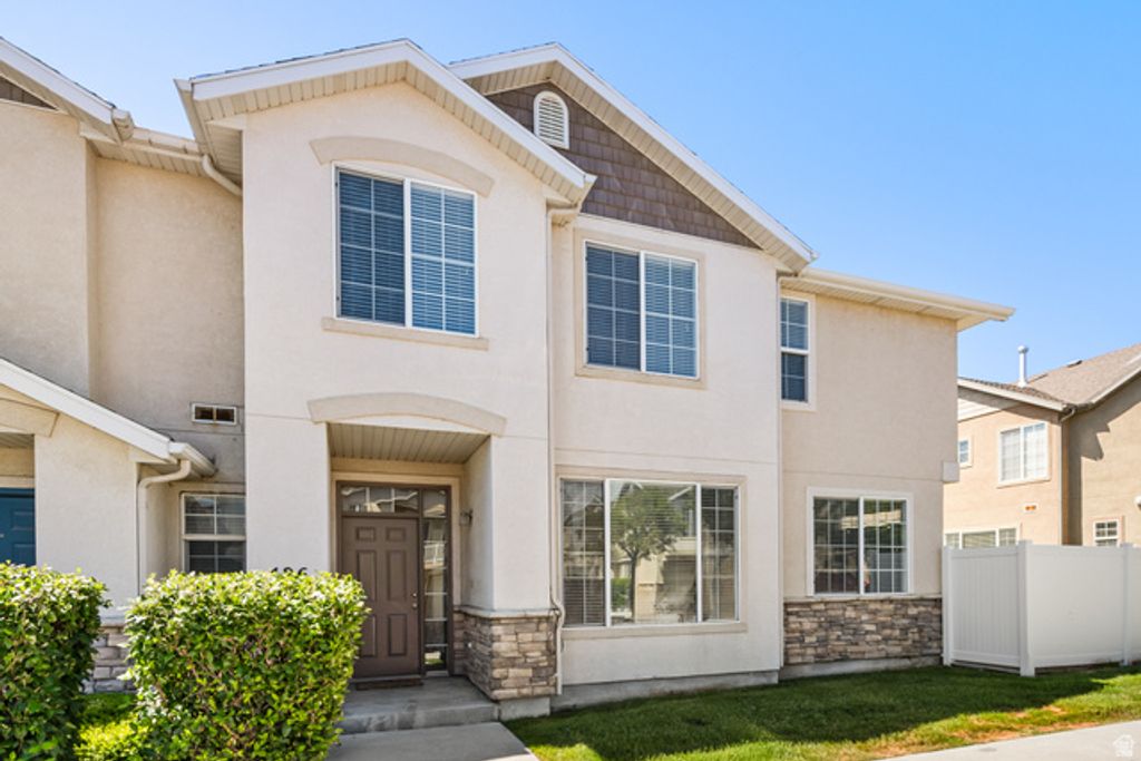 486 N KENT DR, North Salt Lake, UT 84054