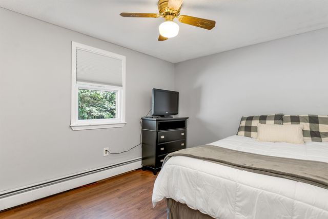 6 Mont Vernon Drive, Londonderry, NH 03053