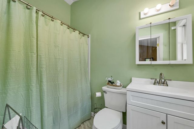 6 Mont Vernon Drive, Londonderry, NH 03053