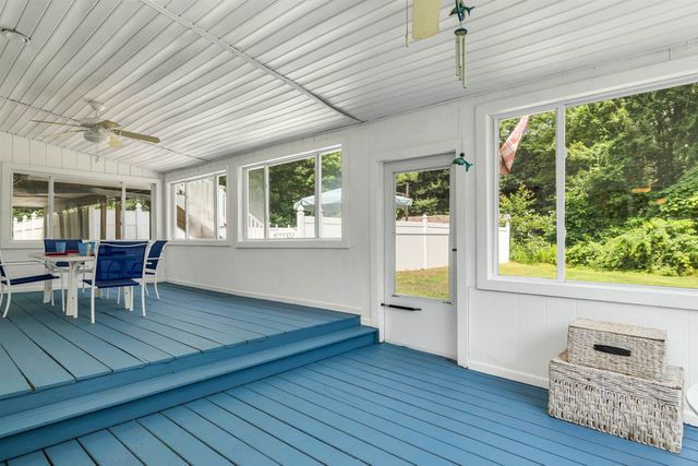 6 Mont Vernon Drive, Londonderry, NH 03053