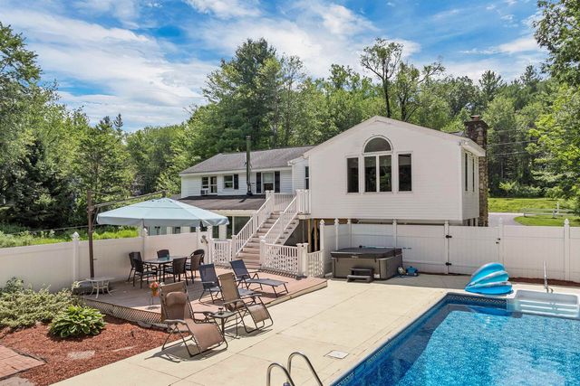 6 Mont Vernon Drive, Londonderry, NH 03053