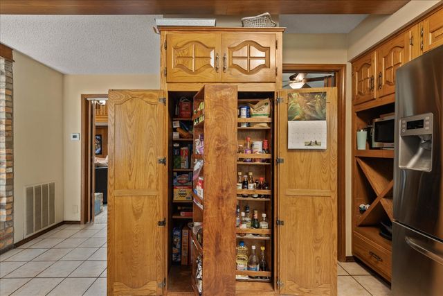 3775 Wildwood Drive, Campbell, TX 75422