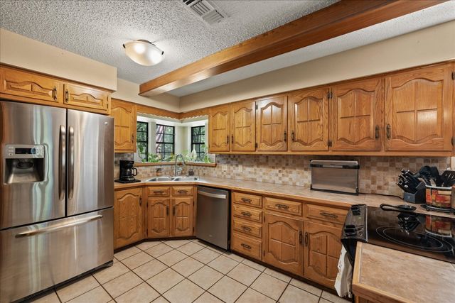 3775 Wildwood Drive, Campbell, TX 75422