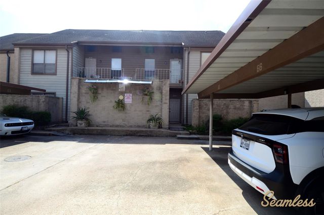 8253 Sands Point Drive 165, Houston, TX 77036