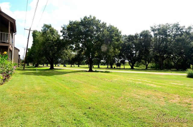 8253 Sands Point Drive 165, Houston, TX 77036