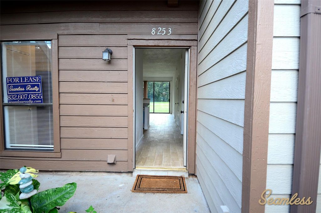 8253 Sands Point Drive 165, Houston, TX 77036