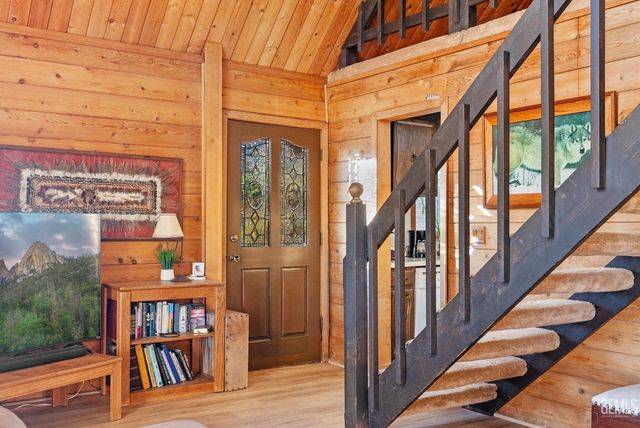 24450 Oaktree Court, Tehachapi, CA 93561