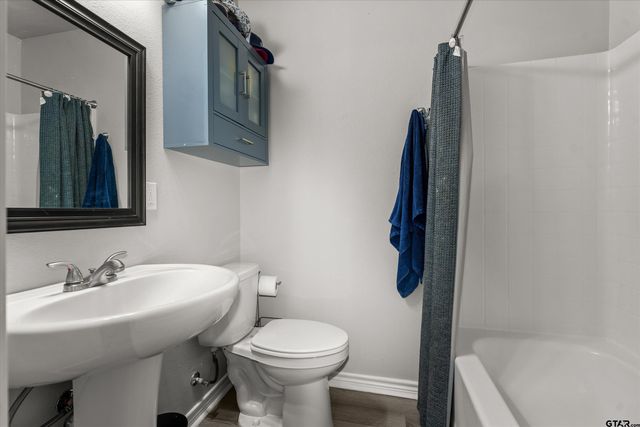 1703 County Road 3402, Bullard, TX 75757