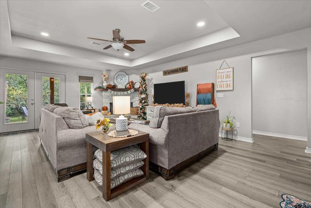 1703 County Road 3402, Bullard, TX 75757