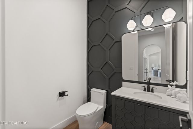 788 Blackberry Ridge Drive, Lenoir City, TN 37772