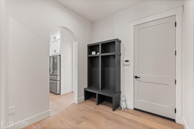 788 Blackberry Ridge Drive, Lenoir City, TN 37772