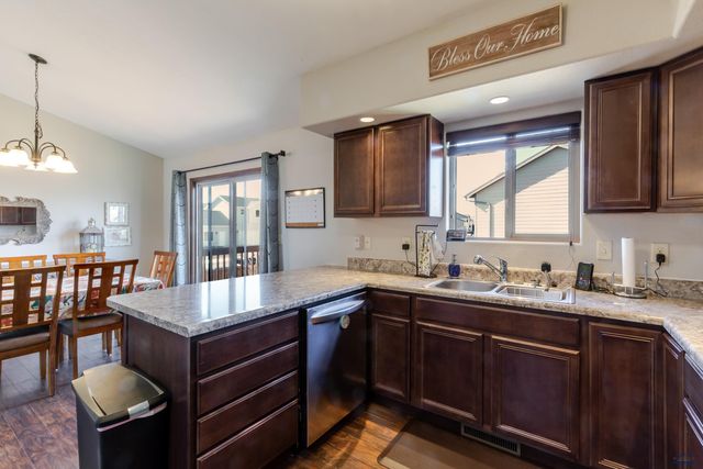 4907 TUPELO DR, Rapid City, SD 57701