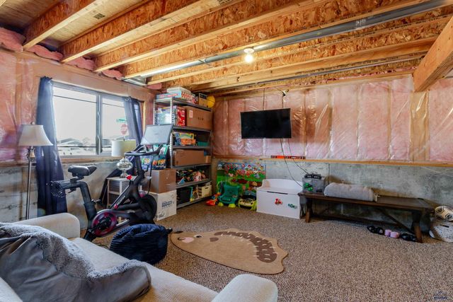 4907 TUPELO DR, Rapid City, SD 57701