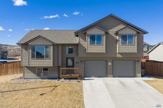 4907 TUPELO DR, Rapid City, SD 57701