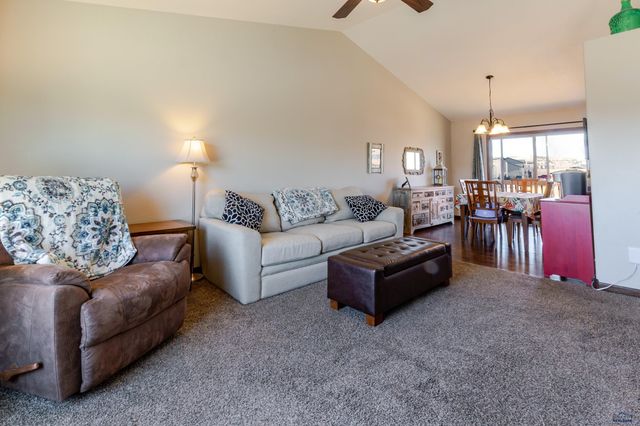 4907 TUPELO DR, Rapid City, SD 57701