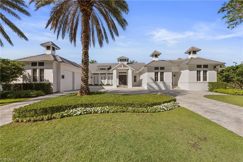 299 Mermaids Bight, Naples, FL 34103