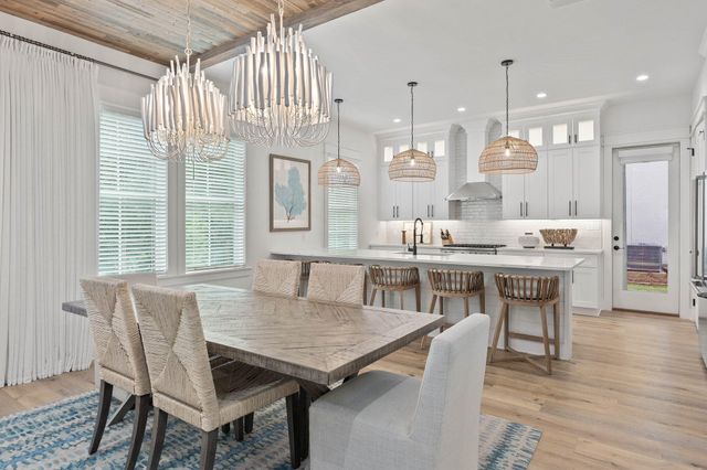 5 Palm Ridge Road, Miramar Beach, FL 32550