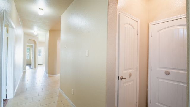 1801 Potrillo Lane, Fort Worth, TX 76131