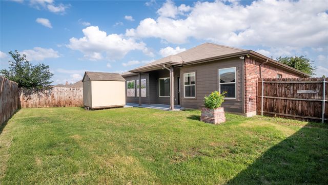 1801 Potrillo Lane, Fort Worth, TX 76131