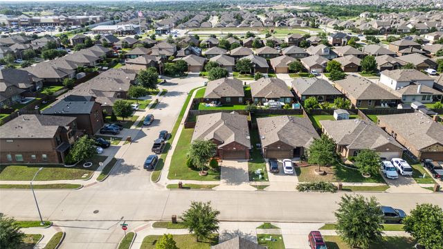 1801 Potrillo Lane, Fort Worth, TX 76131